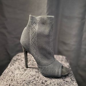 Open toe bootie